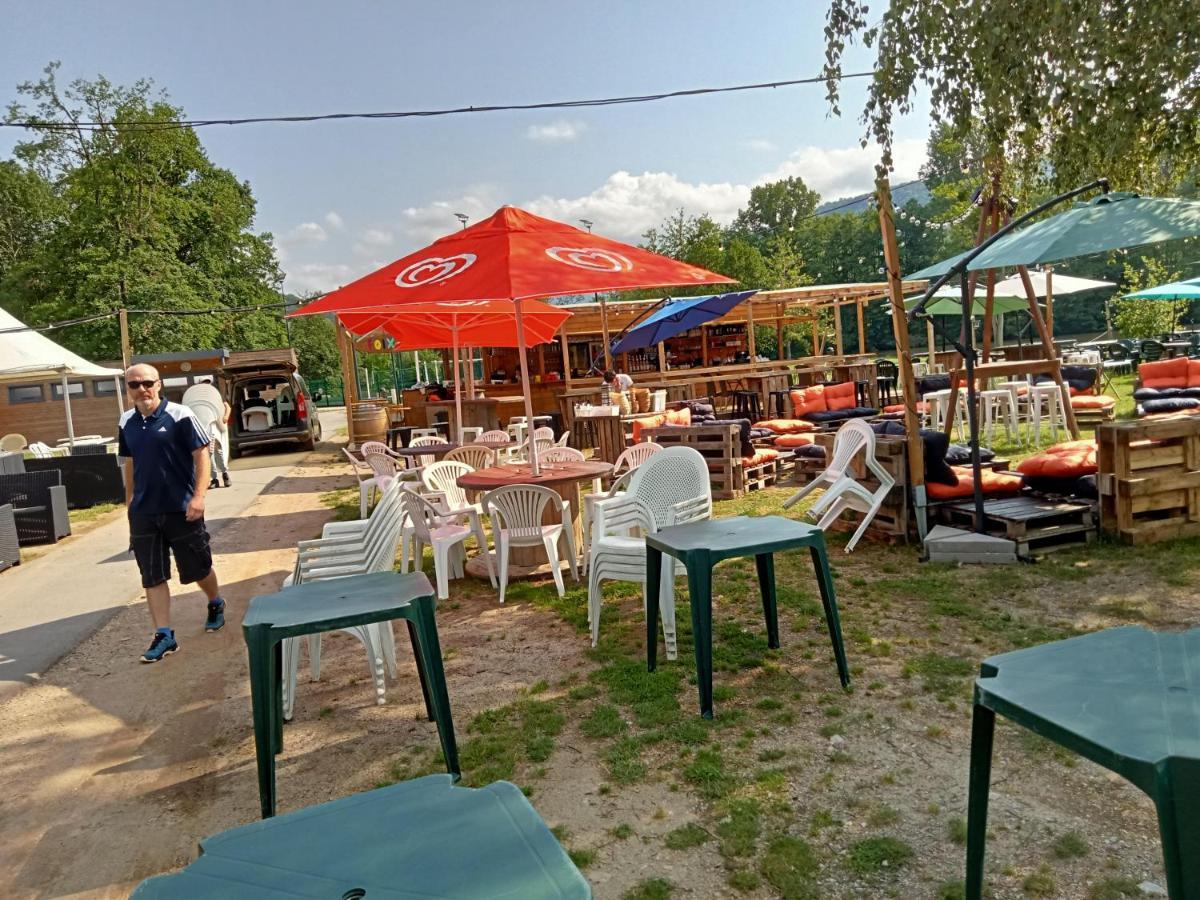 Mobil-Home Du Lac De Foix Εξωτερικό φωτογραφία